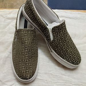 Tommy Hilfiger Gold Lebriz Canvas Slip On Loafer Shoes